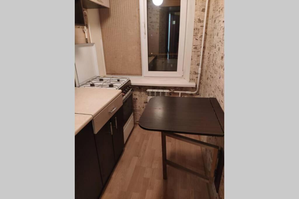 Small Apartment For 2 基輔 外观 照片
