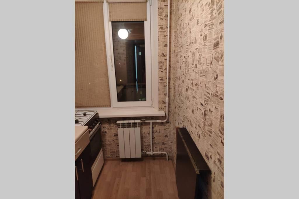 Small Apartment For 2 基輔 外观 照片